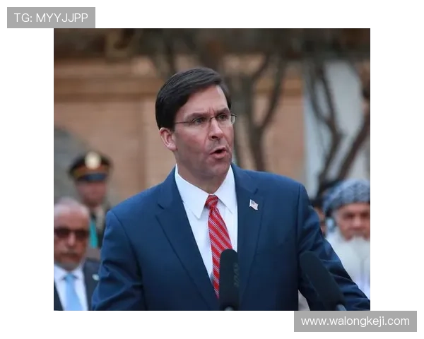 沙尔克前总监透露曾考虑邀请孔帕尼执教因教练组成本过高最终放弃